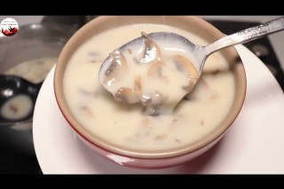 Kremasız Sütlü Mantar Çorbası Tarifi