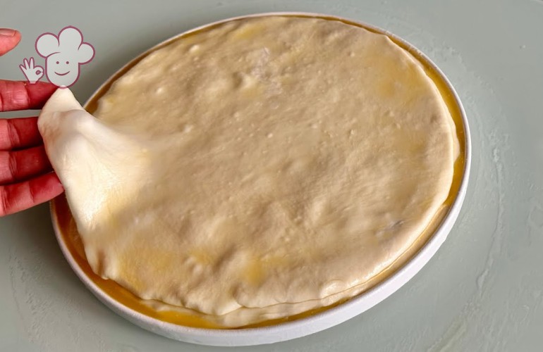 Peynirli Kat Kat Çıtır Börek Tarifi