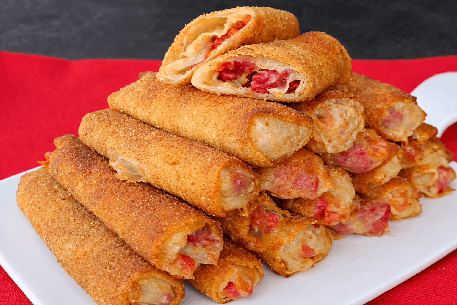 Pizza Tadında Galeta Unlu Çıtır Börek