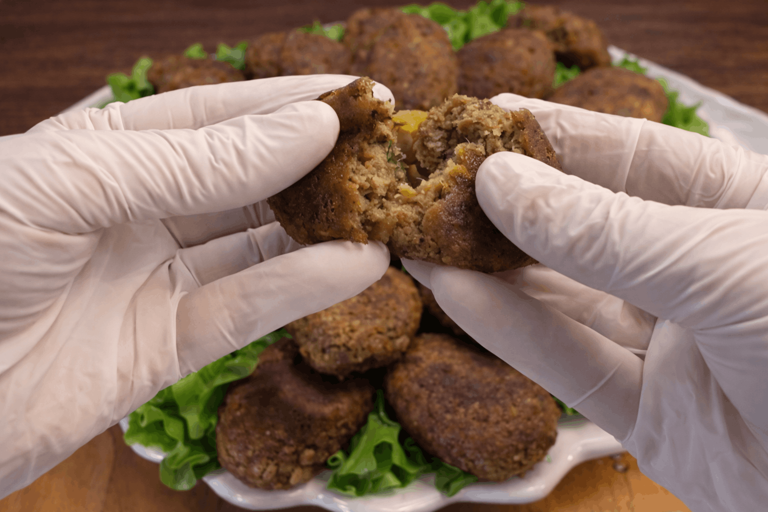 Yeşil Mercimek Köftesi (Etsiz Gurme Köfte)